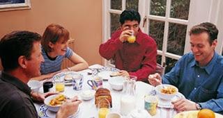 أسبوعين سكن مع عائلة مجانا 